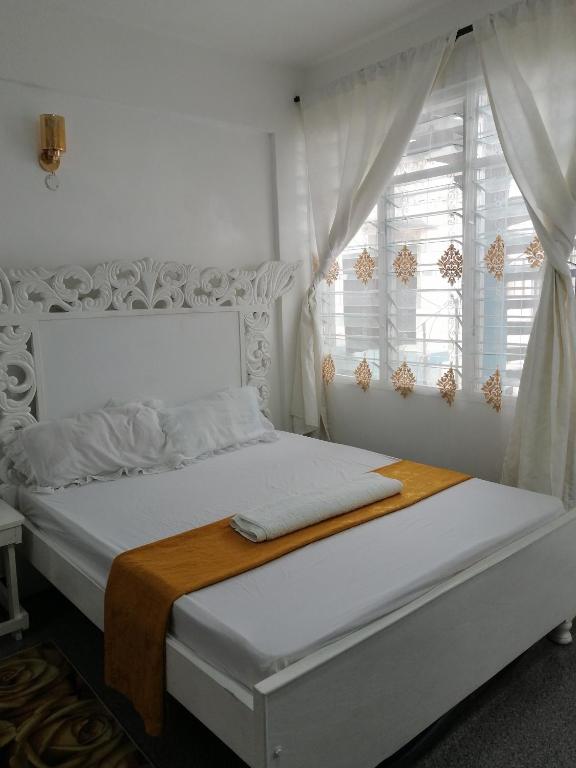Golden Nest - B&B Mombasa