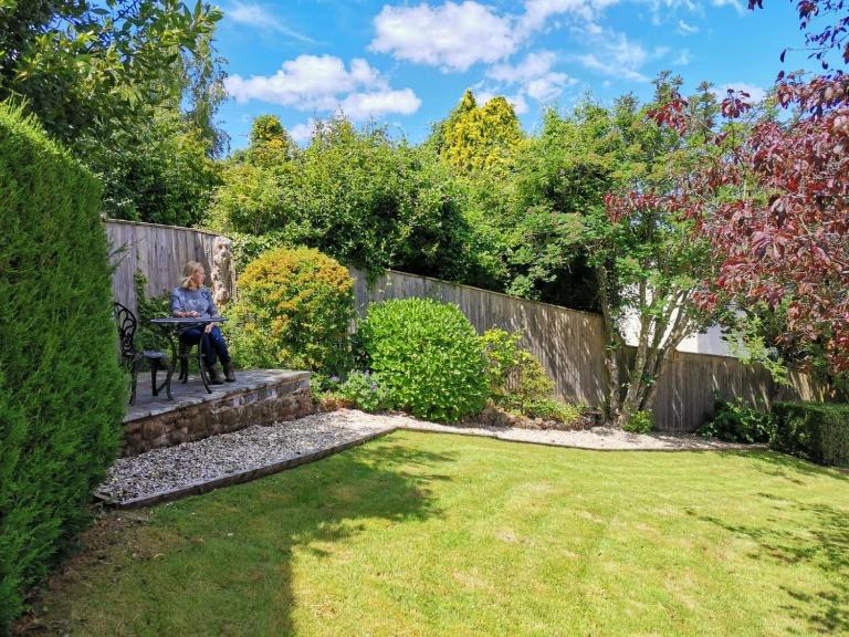 Sea views, private garden, comfortable family and dog friendly home - Ferienwohnung Porlock