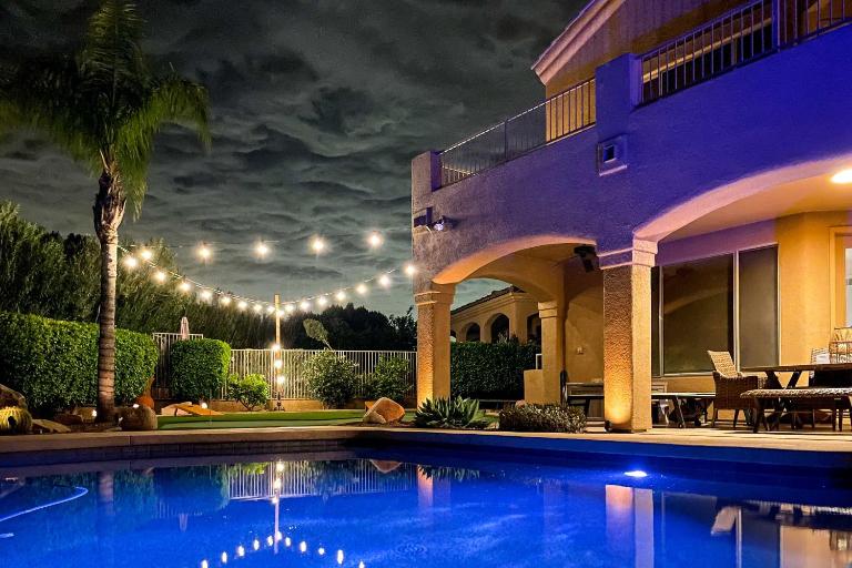 Spa, Putting Green! Family Haven in Fountain Hills - B&B Fountain Hills