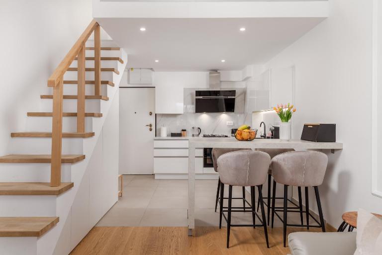 Gallery apartment Megan2 with parking - Bed and Breakfast Kastav