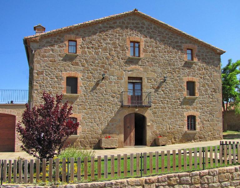 Casa Serra de Dalt - B&B Lladurs