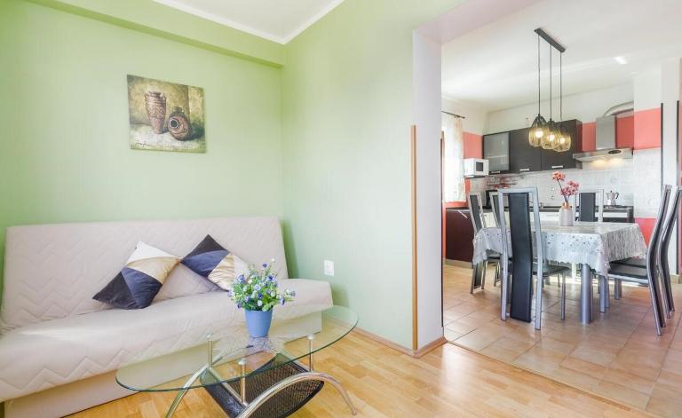 Spacious new app for 5 persons, close beach&city - Ferienwohnung Poreč