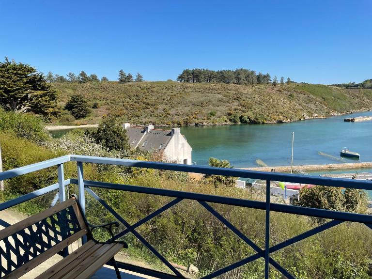 Appartement T3 vue mer Sauzon balcon et parking privé - Chambres d'hôtes Sauzon