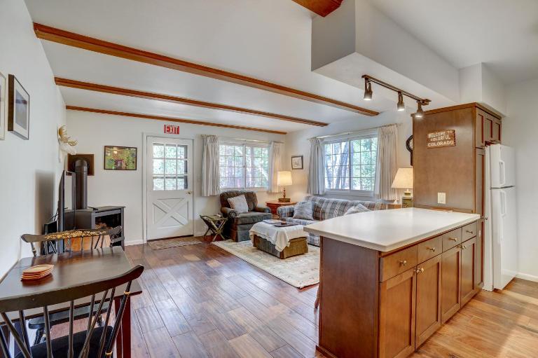 Fall River Casita - Bed and Breakfast Estes Park