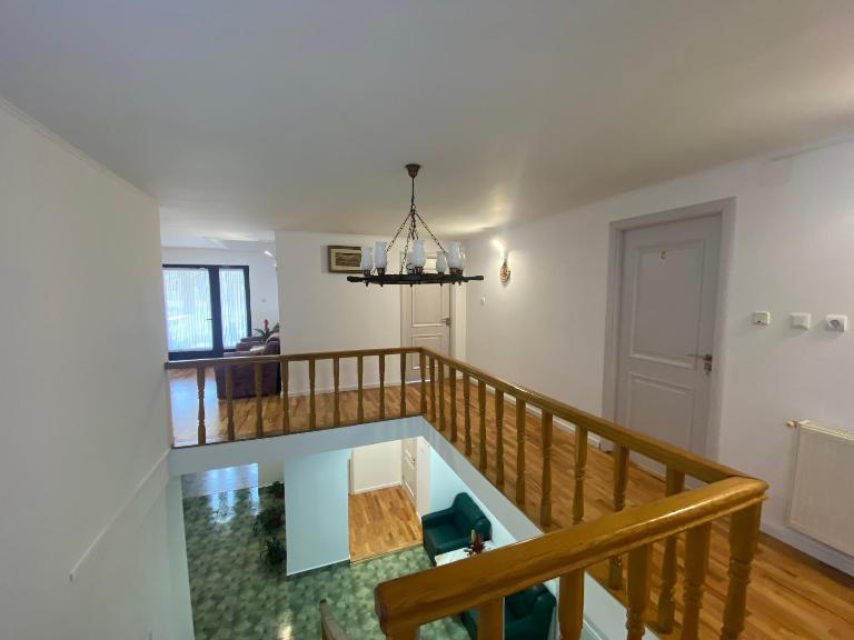 Casa Laur - B&B Mănăstirea Humorului