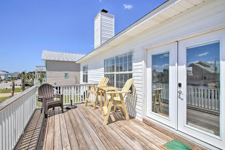 Pensacola Beach Home: 1 Block to Beach Access - B&B Pensacola Beach
