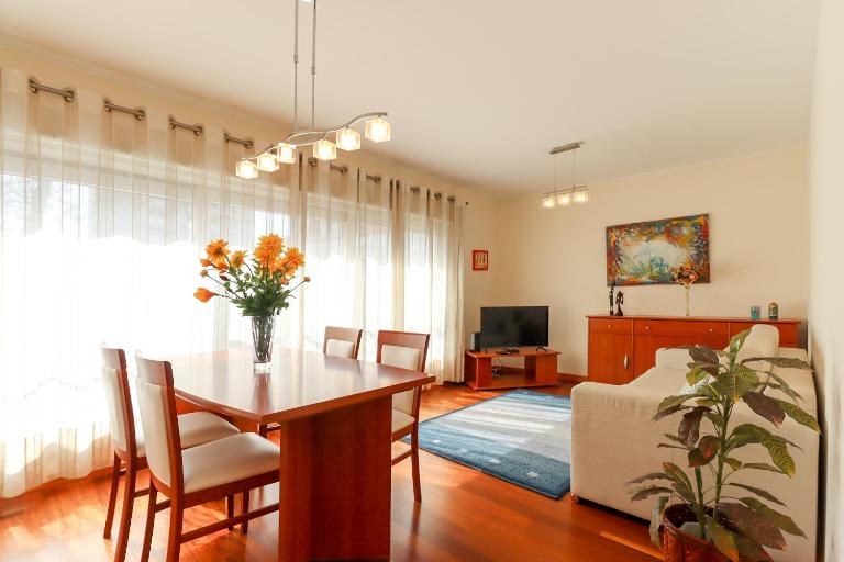 Sweet Living Viana - City Centre Apartment with Garage - B&B Viana do Castelo