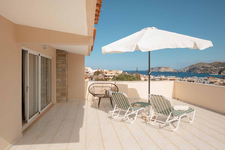 Melenia Residences for Family Holidays by the Beach - Chambres d'hôtes Agía Pelagía