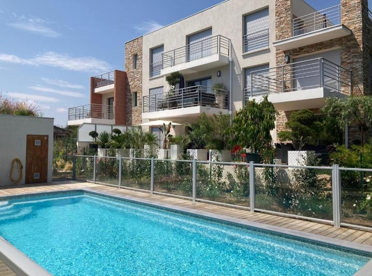 Perfect place to stay In Juan-les-Pins - B&B Antibes