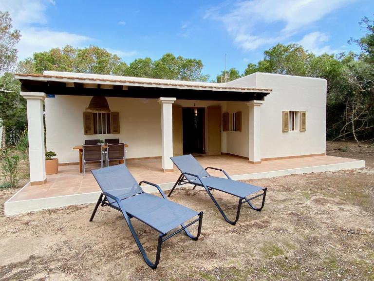 Campanitx Villas - Astbury Formentera - B&B Es Caló