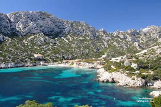 Appartement spacieux et lumineux Calanques Sormiou - Bed and Breakfast Marseille