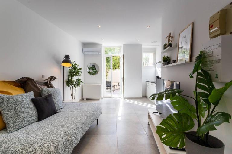 MaxBnb - CLIMATISÉ - T2 37m2 & terrasse 30m2 - Est - B&B Toulon
