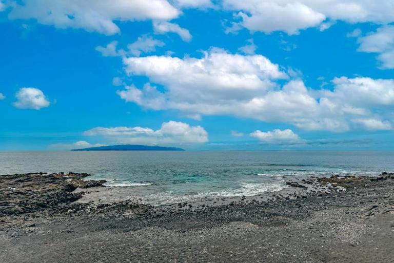 Neptuno Oceanview Suite with pool and beach private access - B&B Puerto de Santiago
