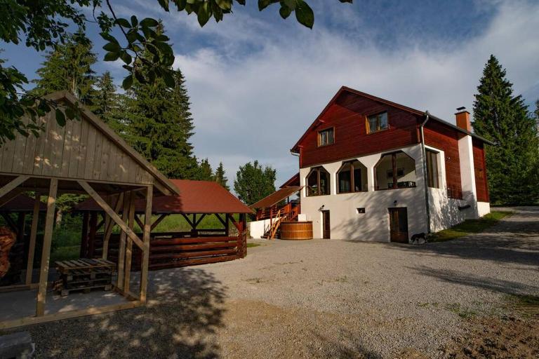 Bucsin Kulcsosház - B&B Joseni