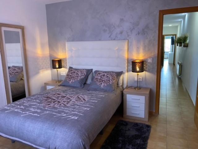 Piso céntrico con Parking a 20min de Barcelona - B&B Terrassa