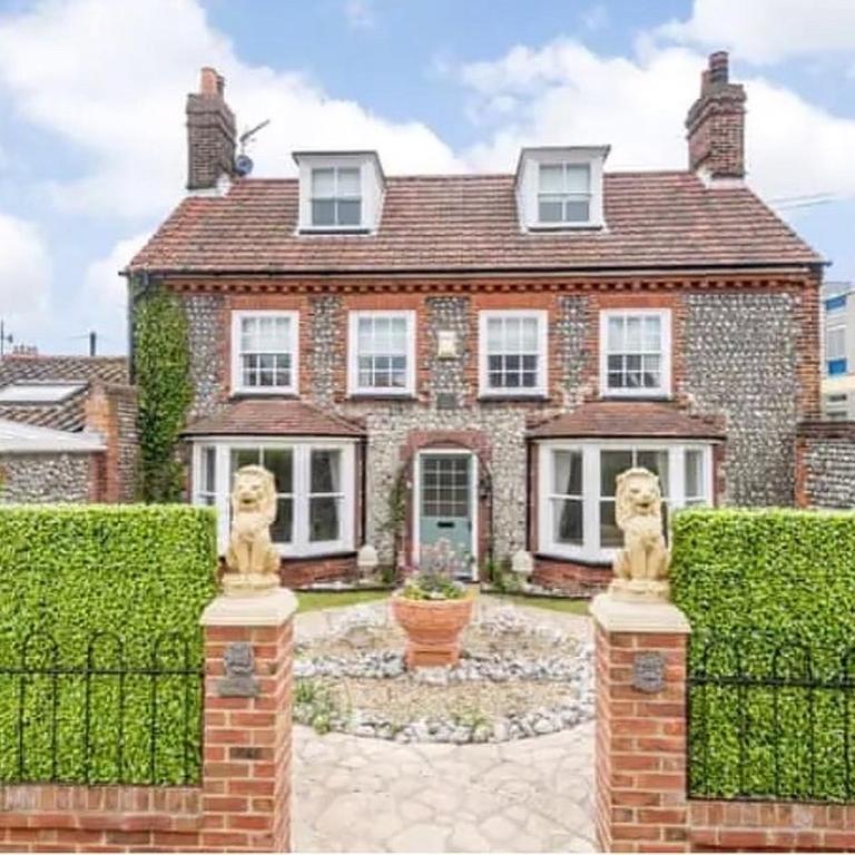 West Cottage. Central, beautiful, 2 mins to beach. - Bed and Breakfast Cromer