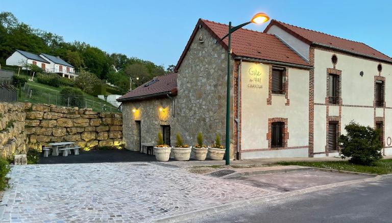 Le Gîte du père Chayoux - Chambres d'hôtes Champillon