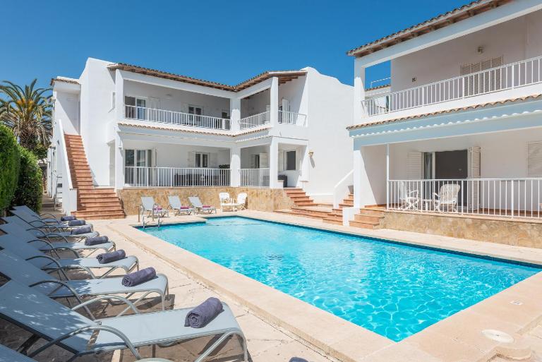 NEW! Apartment SUNSET with Pool, BBQ, Wifi in Cala D'or, Mallorca - B&B Cala d'Or