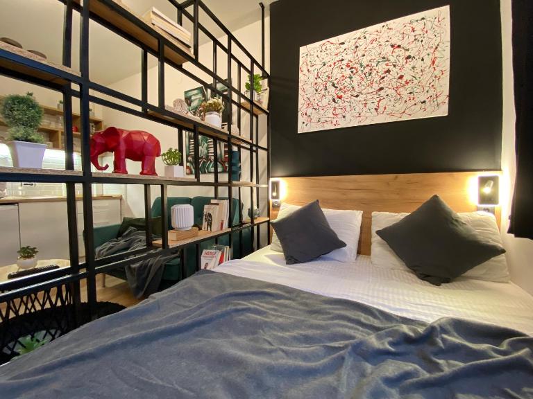 Mickitos Modern & Cozy Studio - Ferienwohnung Skopje