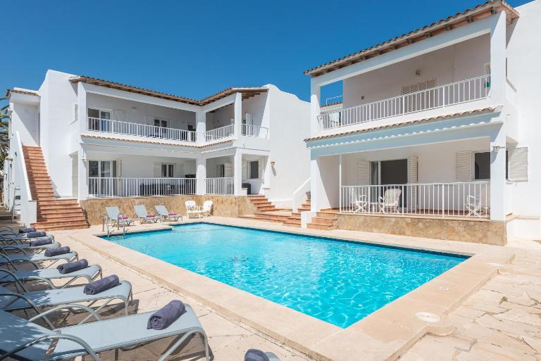 NEW! Apartment ONA 2 with Pool, AC, BBQ, Wifi in Cala D'or, Mallorca - B&B Cala d'Or