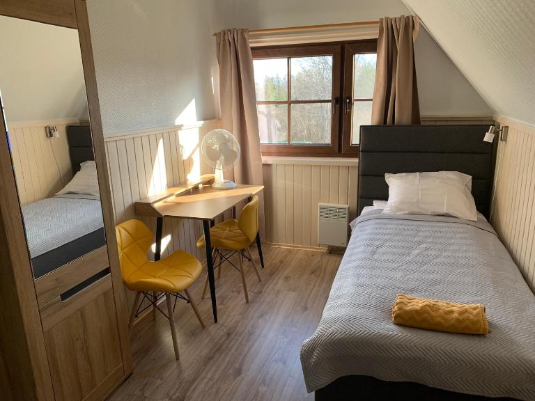Keldrimäe külalistemaja - B&B Hiiemäe