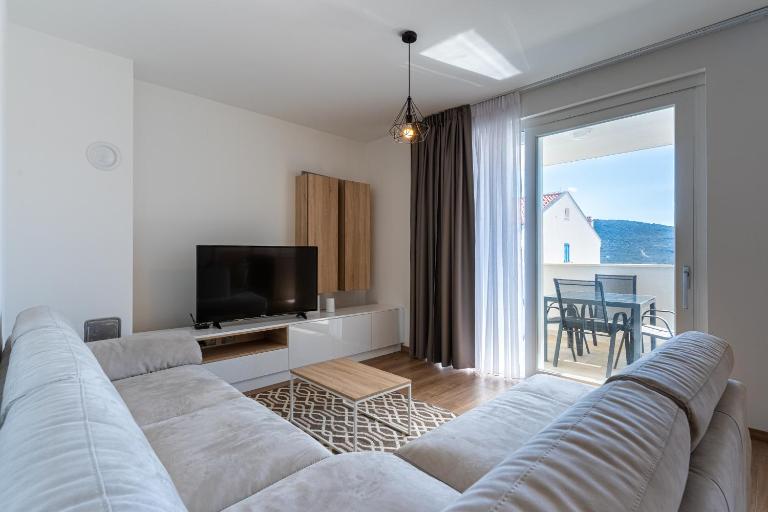 Sea View Luxury Apartment - B&B Cres (ciudad)