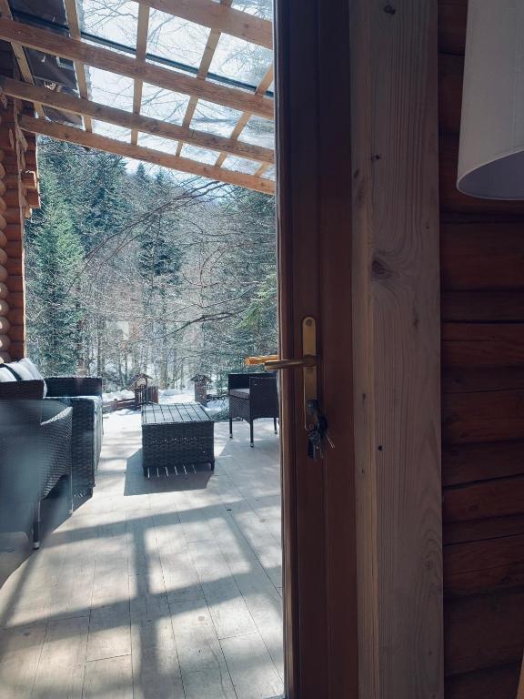 Voronins Retreat House - B&B Lumshory