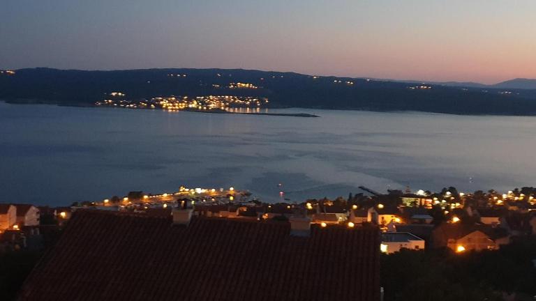 Apartments Lacic 2 - B&B Cirquenizza