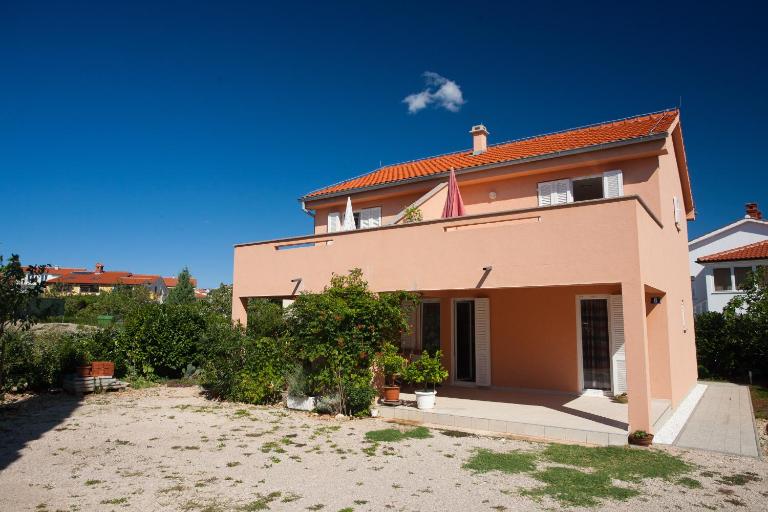 Apartments Glibo near the sea and town center! - B&B Krk