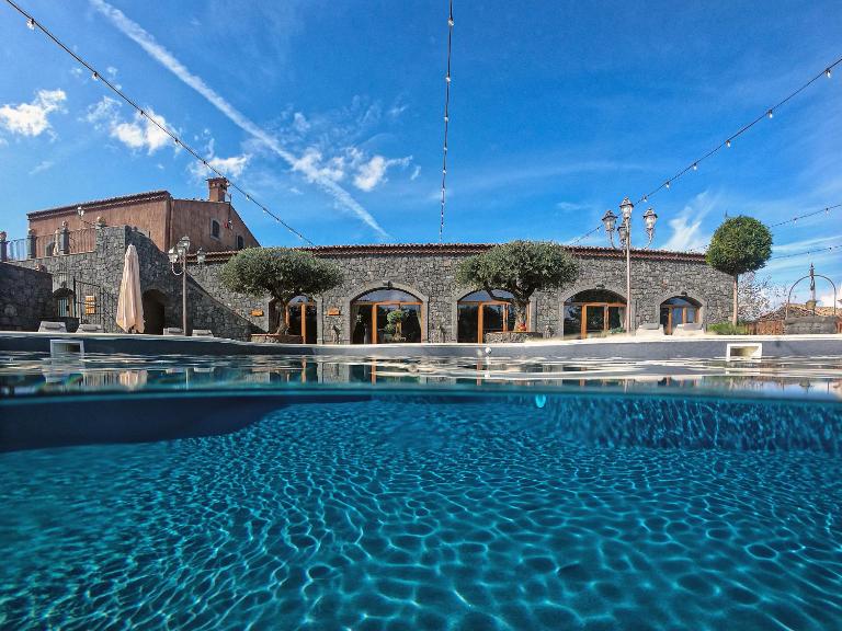 Etna Quota Mille Boutique Hotel, Typical Sicilian Food & Wine - Ferienwohnung Randazzo