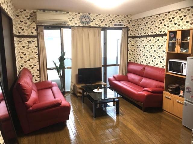 Cozy Family room KY apartment - B&B Naha