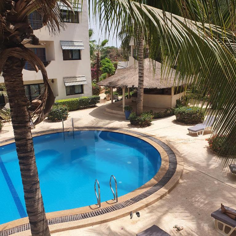 superbe appartement avec piscine, proche centre ville, restaurant, mer - B&B Sali Niakhniakhal