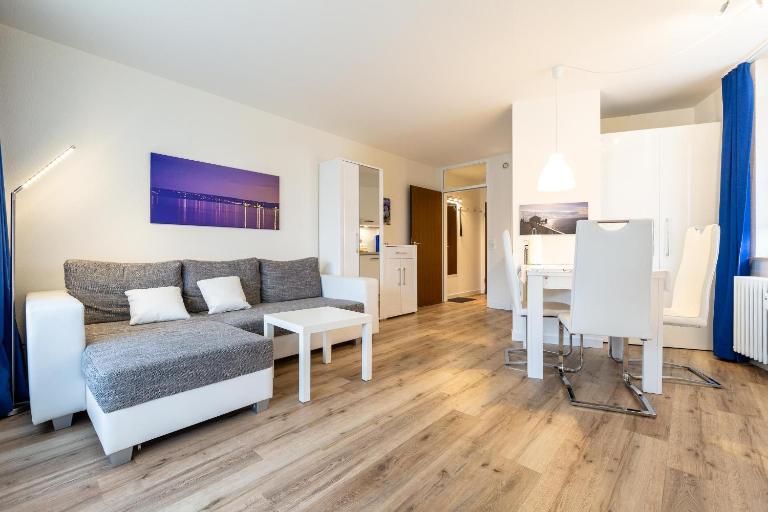 Ferienwohnpark Immenstaad am Bodensee Ein-Zimmer-Apartment 55 17 - Chambres d'hôtes Immenstaad am Bodensee