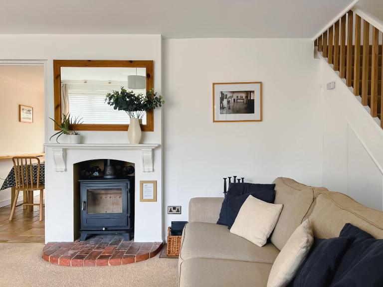 Bright & Cosy - Jacuzzi - Log Burner - King Beds - Ferienwohnung Tangmere