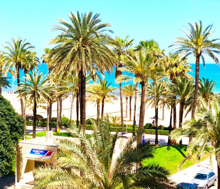 Apto POSEIDON CON PARKING EN EDIFICIO SUBTERRANEO - Ferienwohnung Cullera