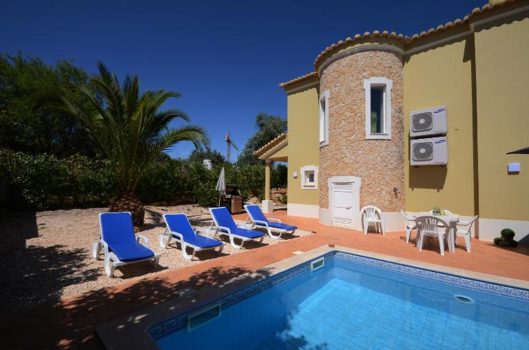 Casa Da Torre Espetacular V4 Com Piscina - B&B Portimão