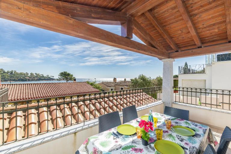 APPARTAMENTI GAIMARO' a 50 m dalla spiaggia - Ferienwohnung Arbatax