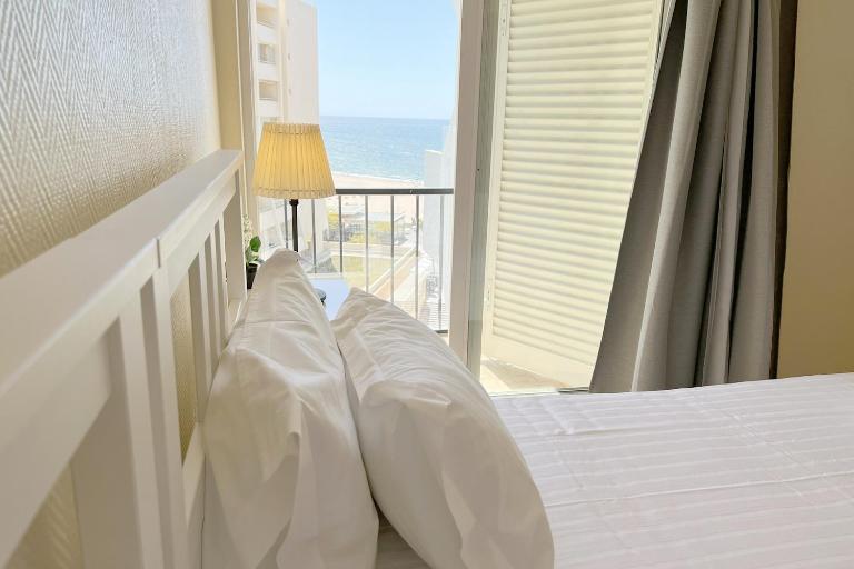 Apartment on Praia da Rocha with wifi and garage by amcf - Bed and Breakfast Portimão