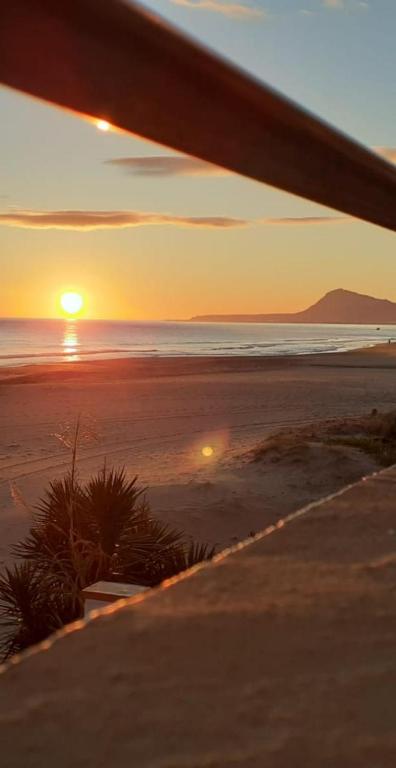 AP-3 XimoApartments A Primera LÍNEA Playa & CHIMENEA - Bed and Breakfast Oliva