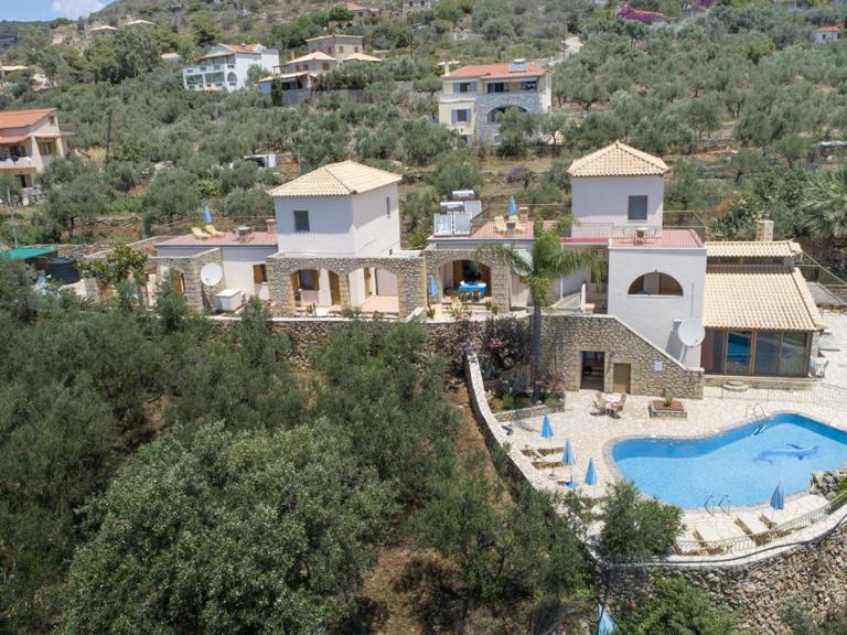 Markos apartments 2 - Chambres d'hôtes Stoúpa