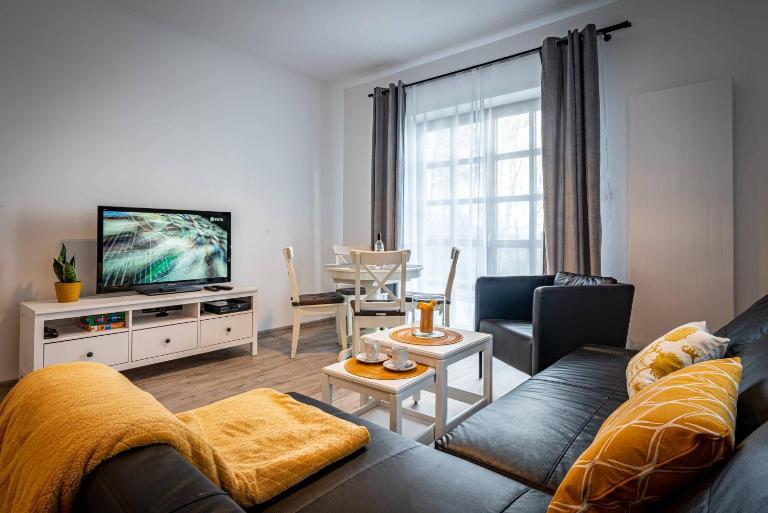 Apartamenty Ustronne Liściasta - Ferienwohnung Ustroń