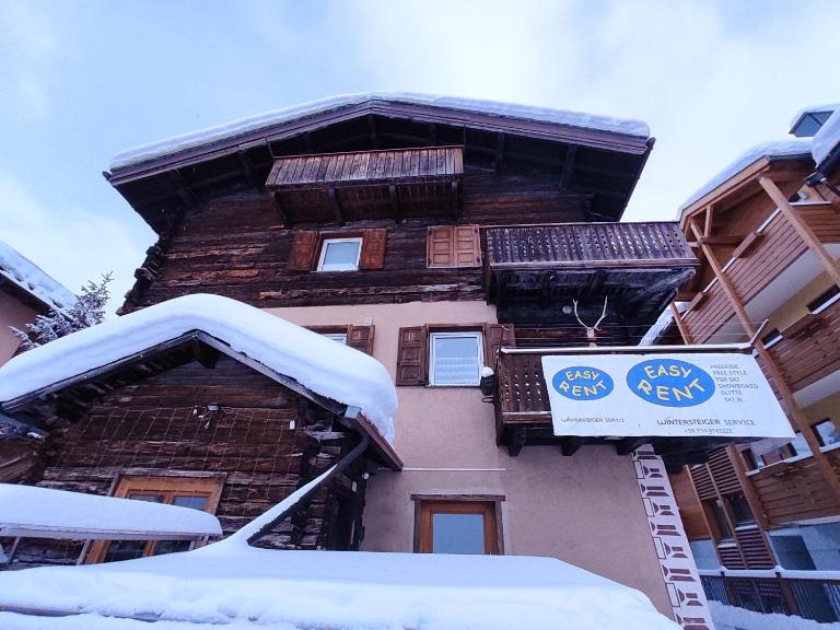 Mountain Spirit Apartments - Bed and Breakfast Livigno
