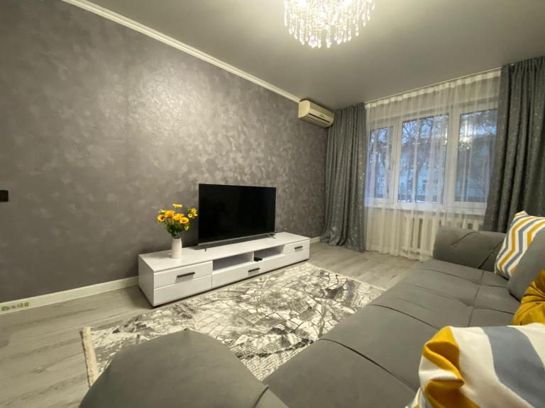 Квартира на Тулебаева - Ferienwohnung Almaty