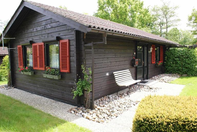 Blockhaus mit W LAN sehr strandnah - B&B Damp