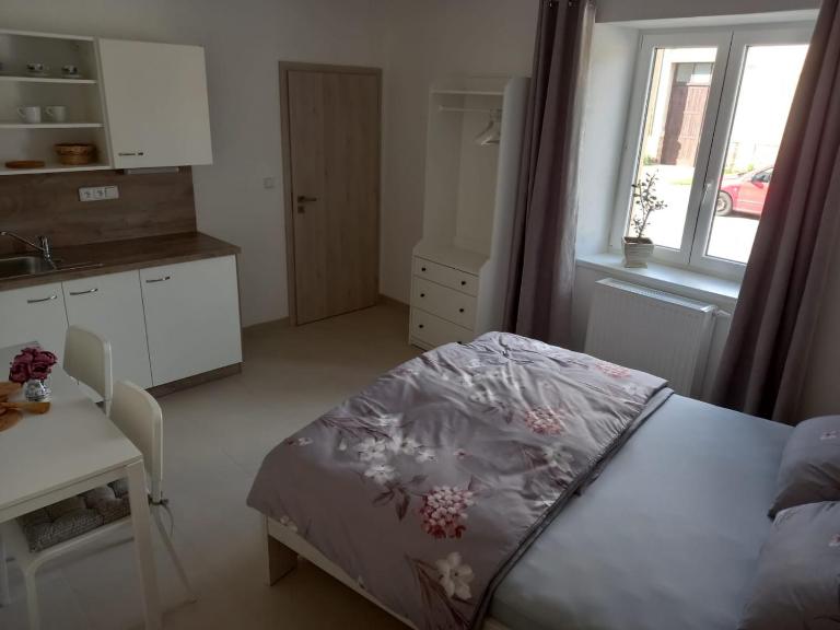 Penzion U strejčků - Ferienwohnung Veselí nad Lužnicí
