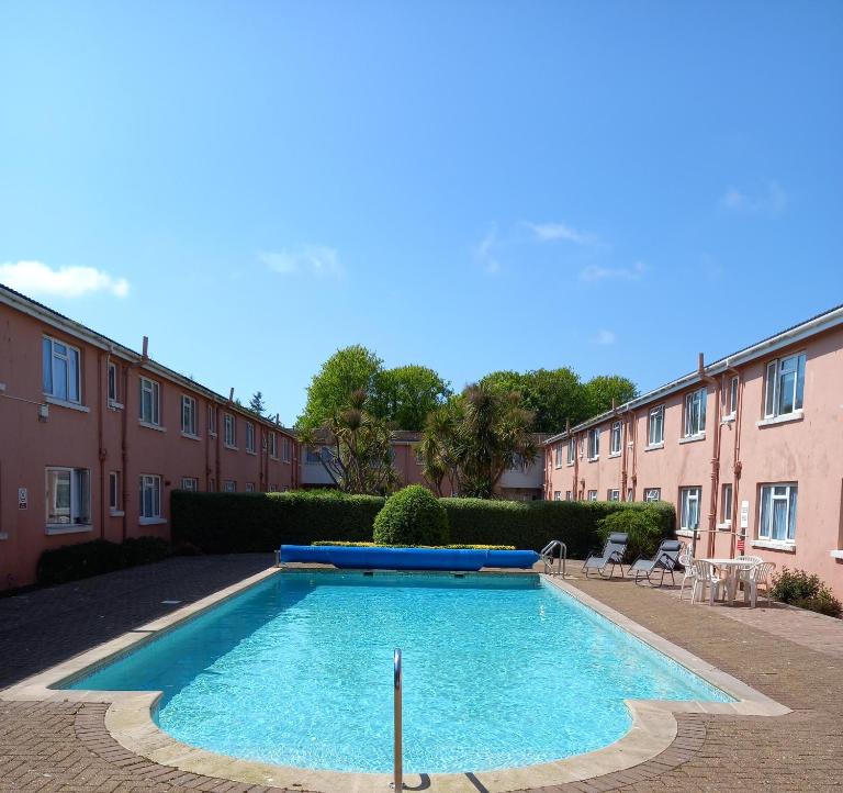 50 New Esplanade Court - B&B Paignton
