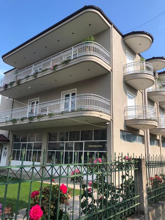 Rent Rooms Kapri - B&B Pogradec