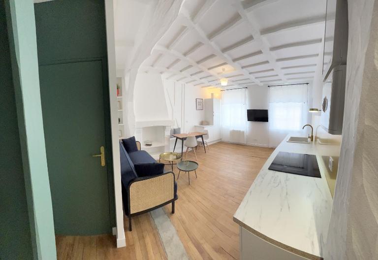 Le 101 - Les Locations ISAHORA - Bed and Breakfast Eu