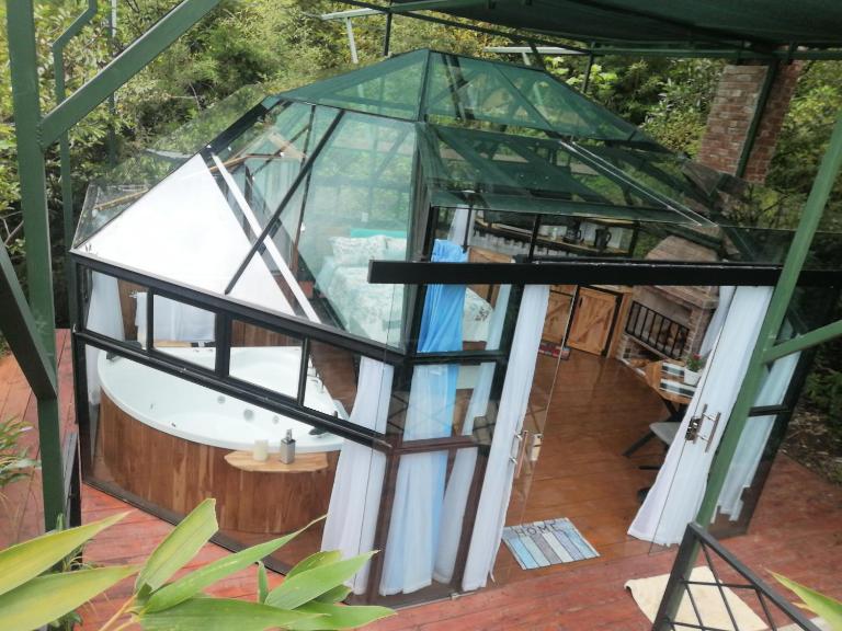 Cristal House Mountain View - B&B Heredia