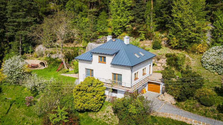 Apartmán pod skálou v Českém ráji - B&B Besedice